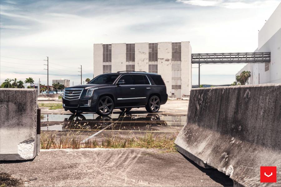  Cadillac Escalade on Vossen Wheels (HF6-2) 2019 года  (фото 7 из 11)